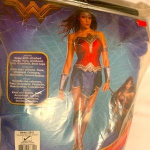 Adult Wonder Woman Costume - DC Comics